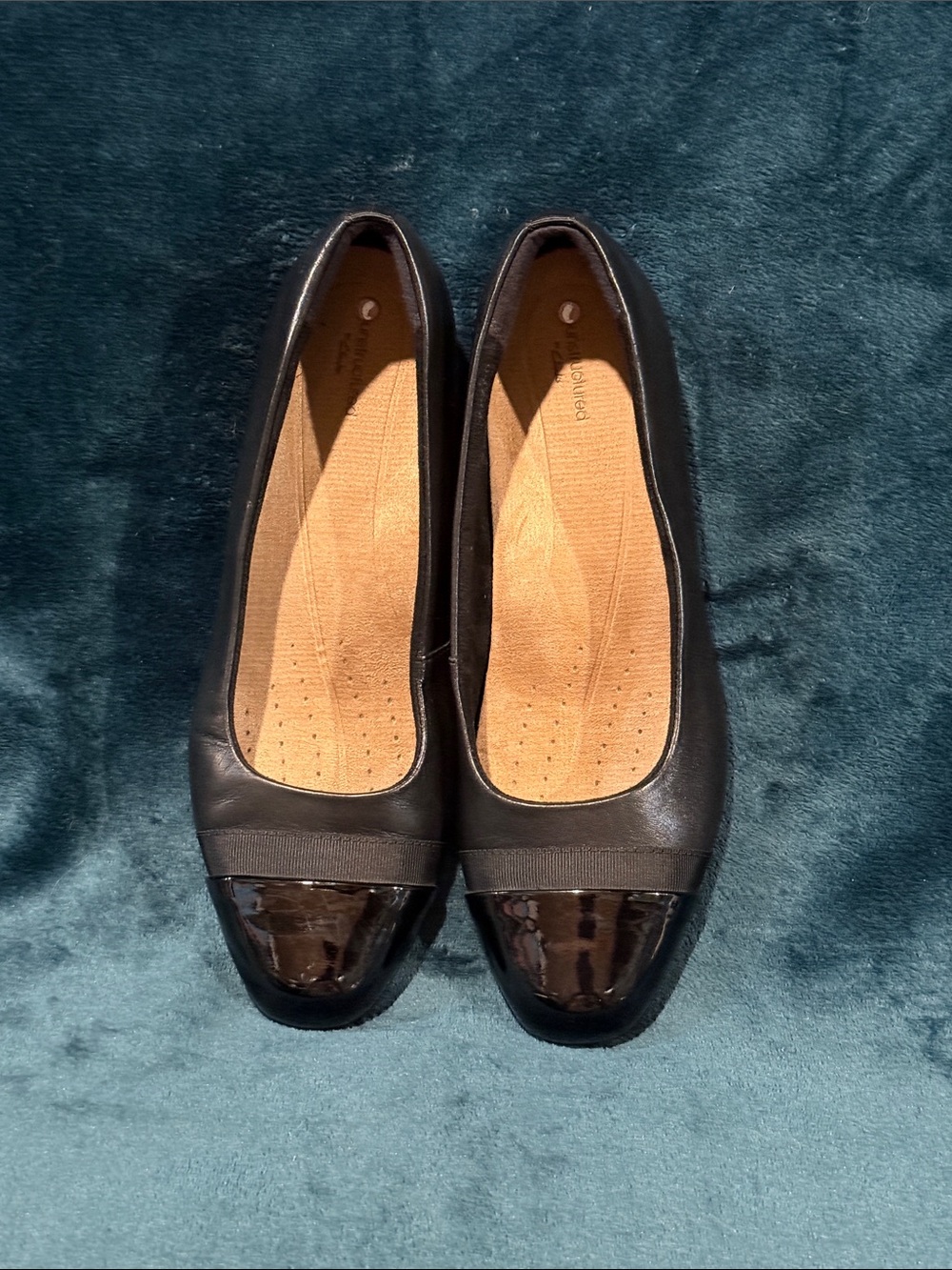 Clarks Collection Black Leather Flats Size 9